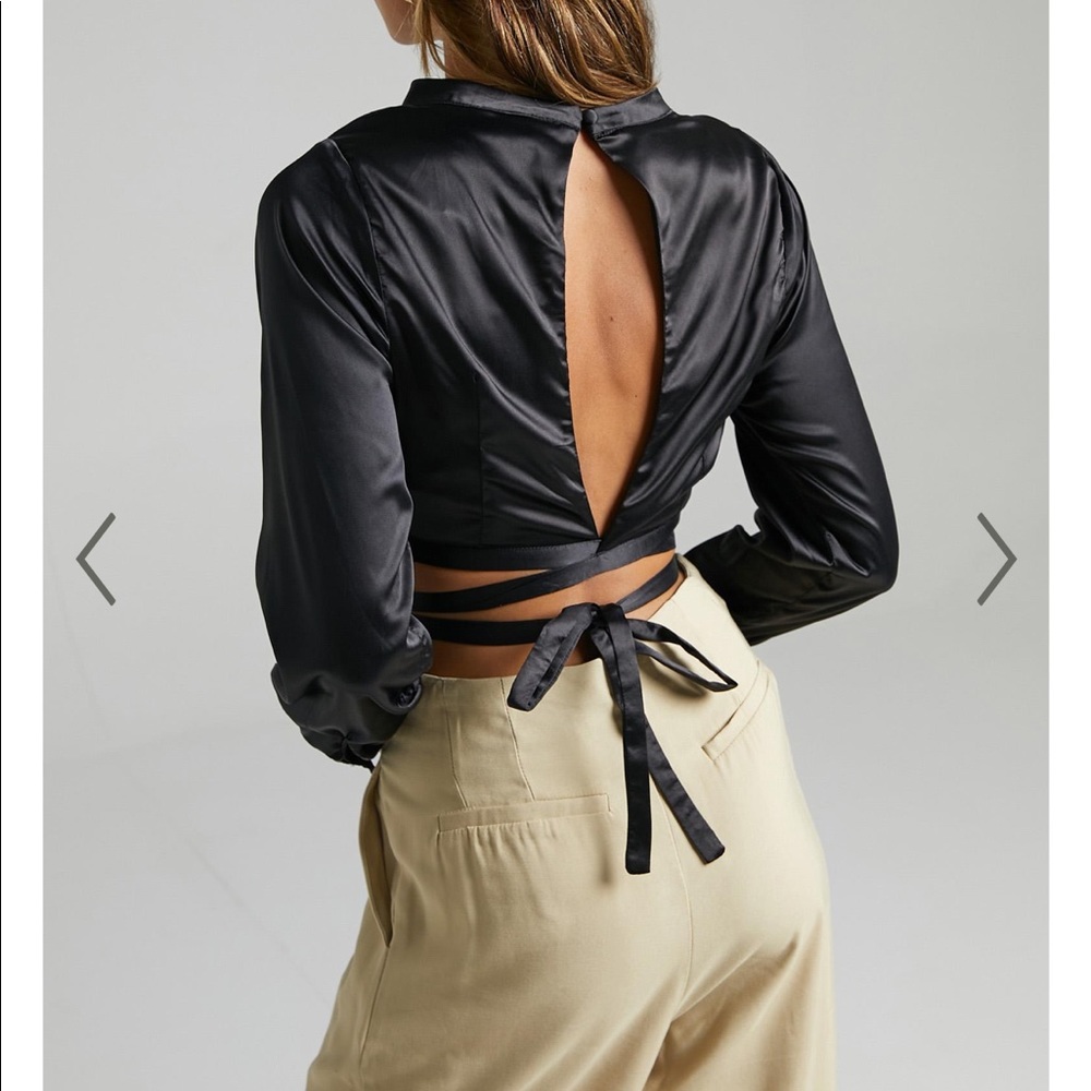 Satin crop long sleeve/open back top - Picture 3 of 4